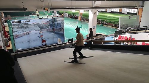 /uploads/image/2021/03/15/3511f0b395352bb8c0219c5bc6cd8839.jpg 人工智能四季滑雪辅助训练系统 (1).jpg